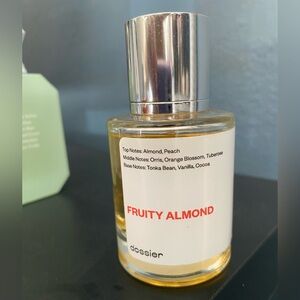 DOSSIER Fruity Almond Perfume